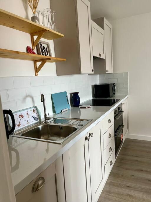 Beach Front Apartment Pwllheli Εξωτερικό φωτογραφία