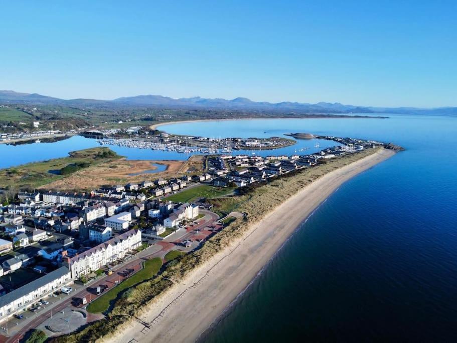 Beach Front Apartment Pwllheli Εξωτερικό φωτογραφία